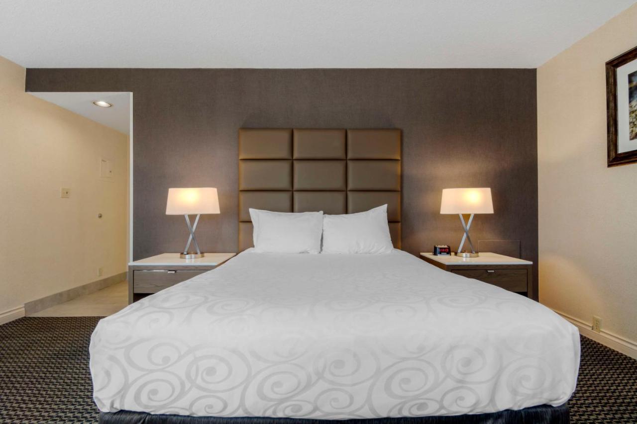 Best Western Premier Chateau Granville Hotel & Suites & Conference Centre Vancouver Dış mekan fotoğraf