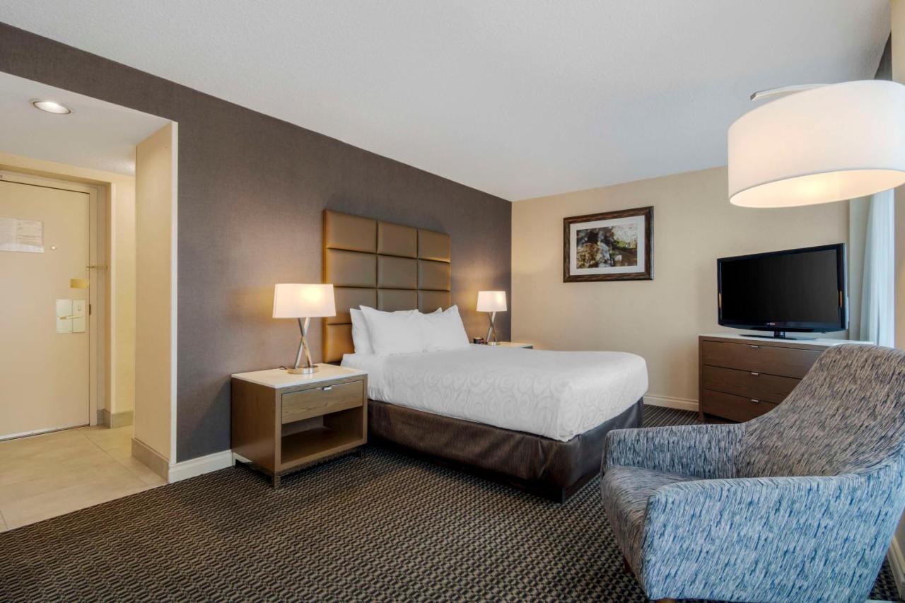 Best Western Premier Chateau Granville Hotel & Suites & Conference Centre Vancouver Dış mekan fotoğraf
