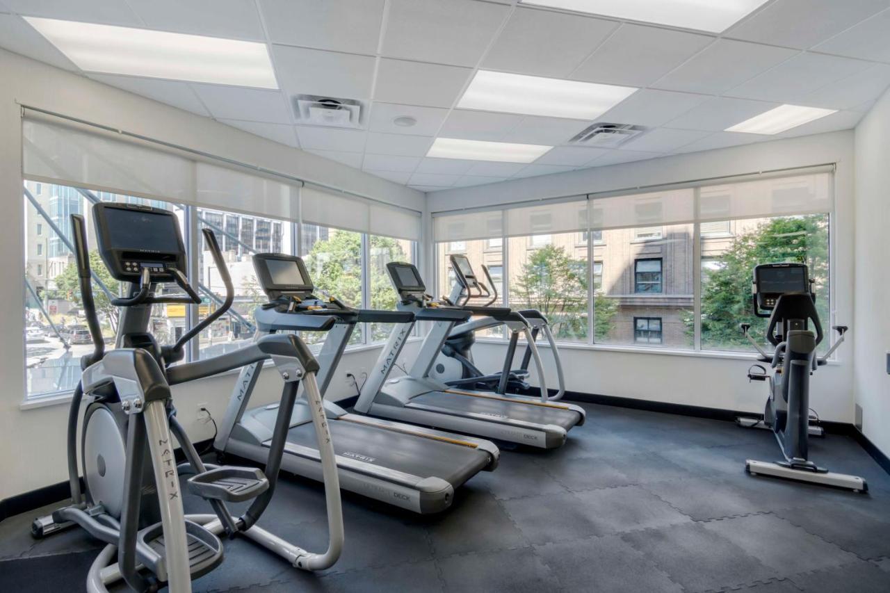 Best Western Premier Chateau Granville Hotel & Suites & Conference Centre Vancouver Dış mekan fotoğraf